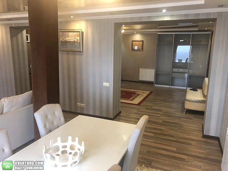 Rent out 3-room apartment. Киев,  Героев Сталинграда пр — photo 1