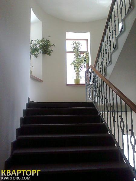 Rent out office. Киев,  Михайловская — photo 1
