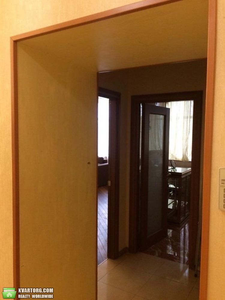 Rent out 3-room apartment. Киев,  Антоновича — photo 7