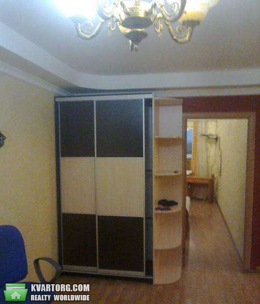 Rent out 3-room apartment. Киев, Героев Сталинграда пр — photo 8