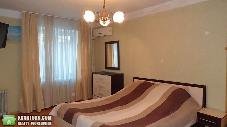 Rent out 2-room apartment. Киев,  Дмитриевская — photo 4