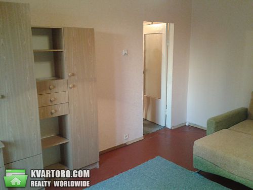 Rent out 1-room apartment. Киев, Ревуцкого — photo 1