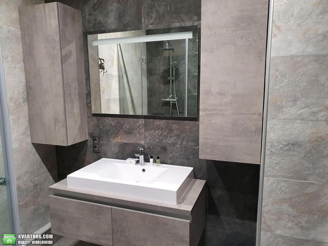 Rent out 2-room apartment. Киев, Деловая — photo 7