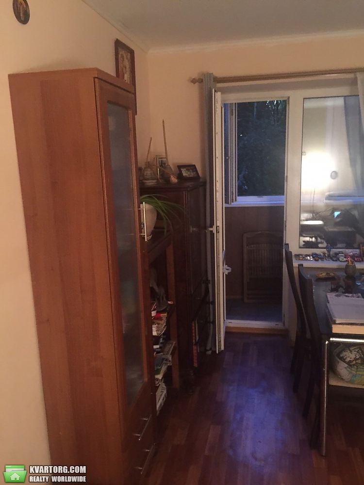 Sell 1-room apartment. Киев,  Новомостицкая — photo 1