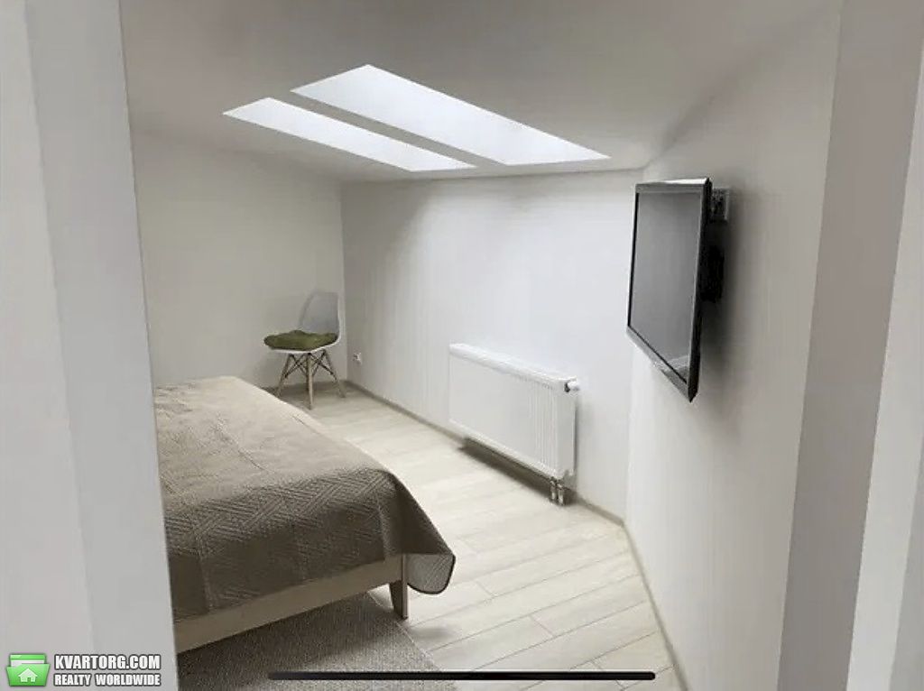 Rent out 2-room apartment. Львов, Грушевського — photo 5