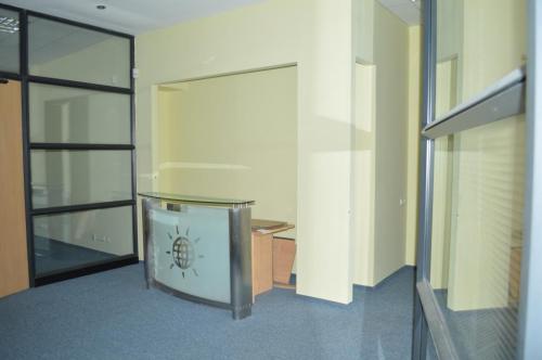Rent out office. Киев, Жилянская — photo 7