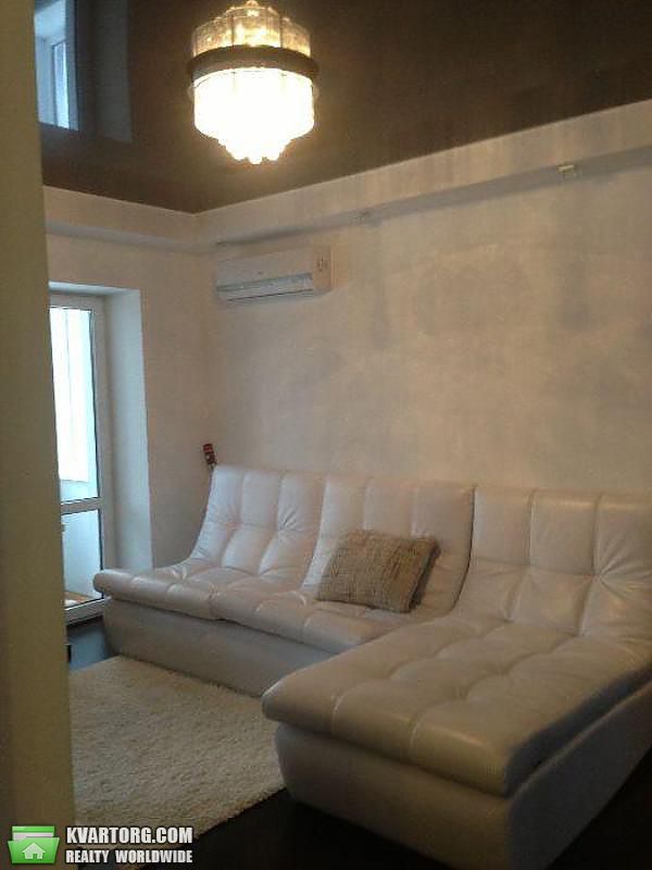 Rent out 2-room apartment. Киев,  Чигорина — photo 2