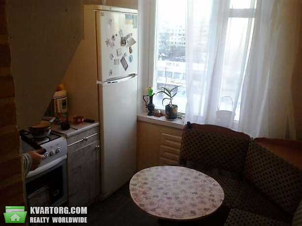 Rent out 2-room apartment. Киев,  Якуба Коласа — photo 2