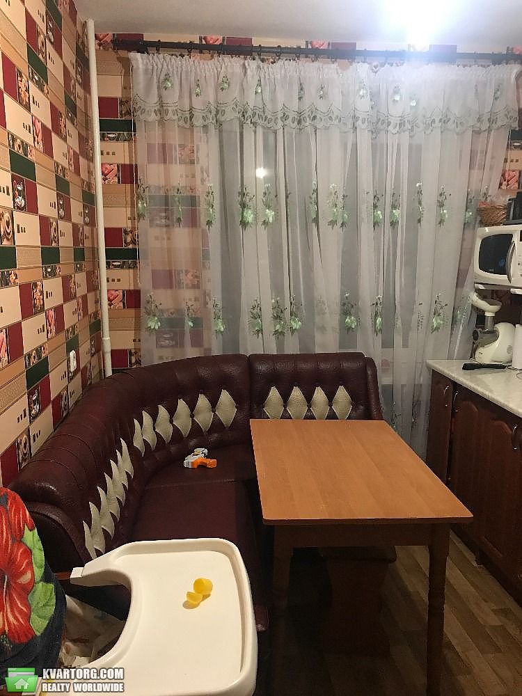 Sell 3-room apartment. Днепропетровск, Фестивальный пер. — photo 2