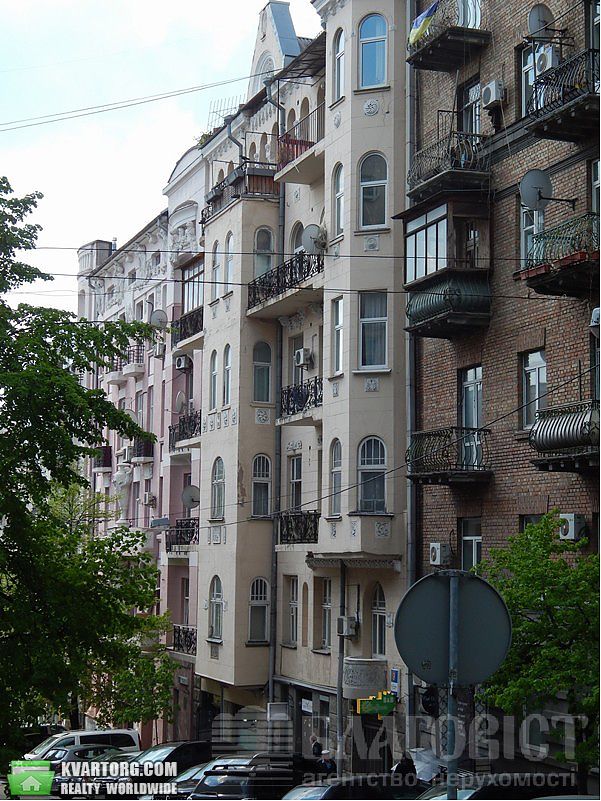 Sell 2-room apartment. Киев,  Костельная — photo 2