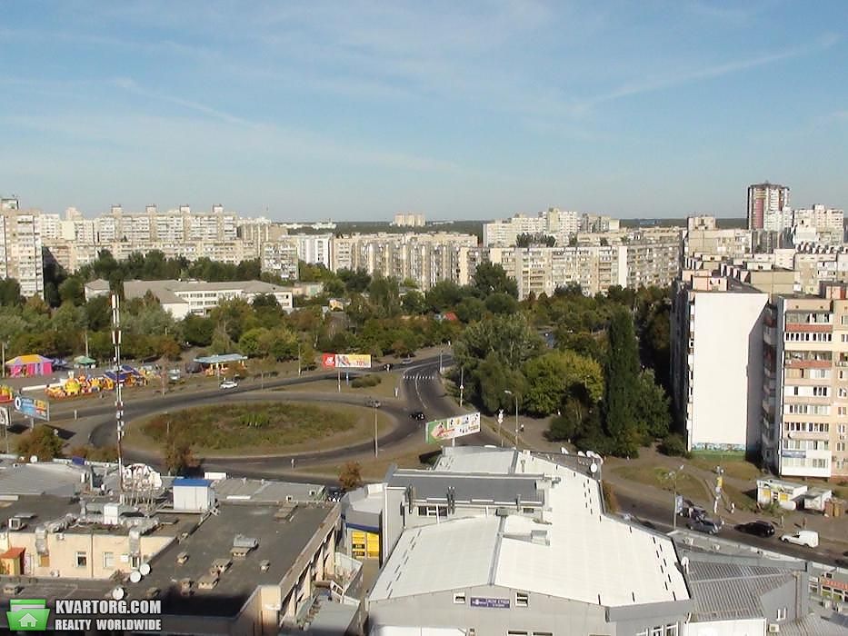 Sell 3-room apartment. Киев,  Декабристов — photo 1