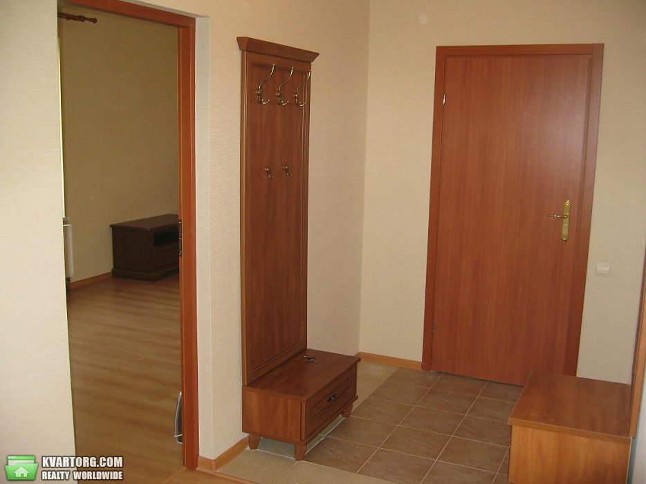 Rent out 2-room apartment. Киев, Ломоносова — photo 3