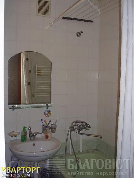 Sell 2-room apartment. Киев, ул. Леонида Первомайского — photo 2