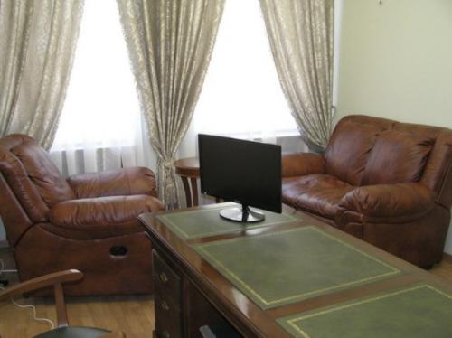 Rent out office. Киев, Воздвиженская — photo 1