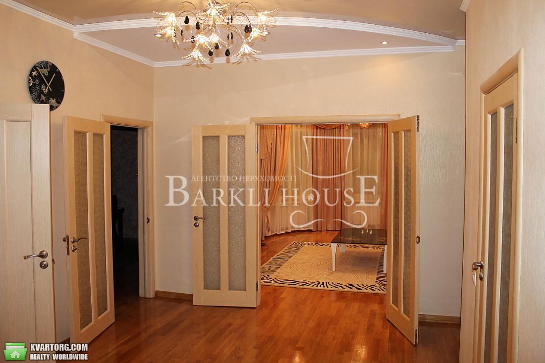 Rent out 3-room apartment. Киев,  Дмитриевская — photo 10
