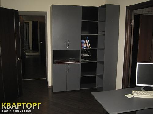 Rent out office. Киев,  Владимирская — photo 1