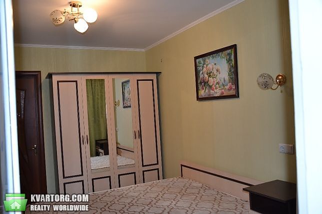 Rent out 3-room apartment. Киев, Героев Сталинграда просп. — photo 1
