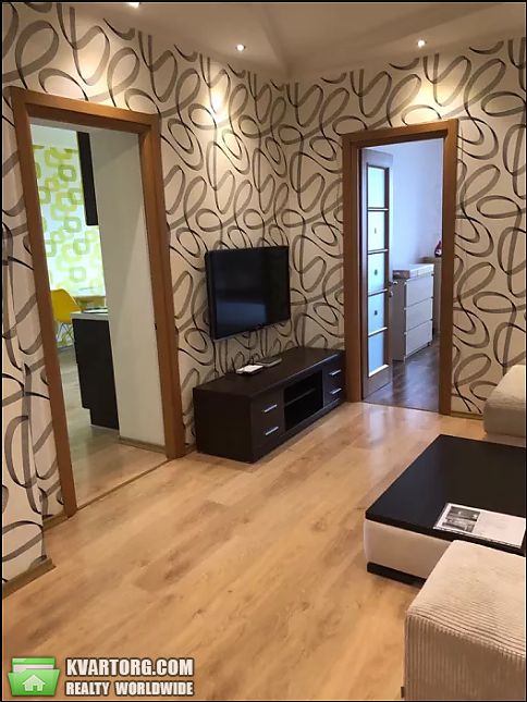Rent out 2-room apartment. Киев,  Лобановского — photo 2