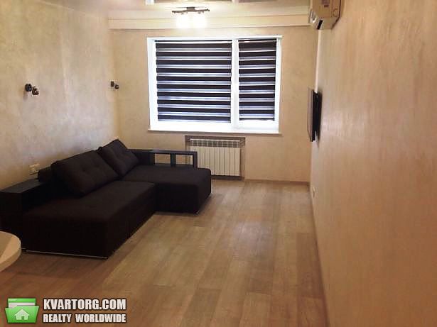 Sell 1-room apartment. Киев,  Липковского — photo 1