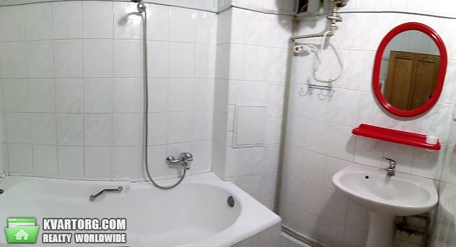 Rent out 2-room apartment. Киев,  Барбюса — photo 8