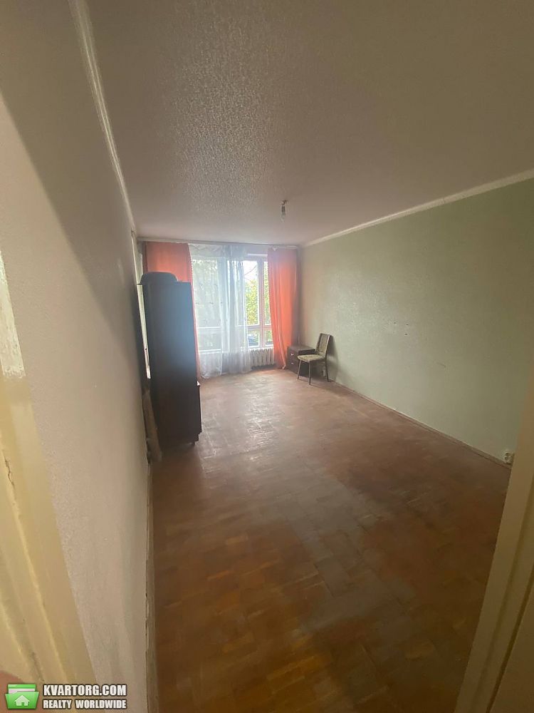 Rent out 1-room apartment. Киев,  Тычины пр — photo 5