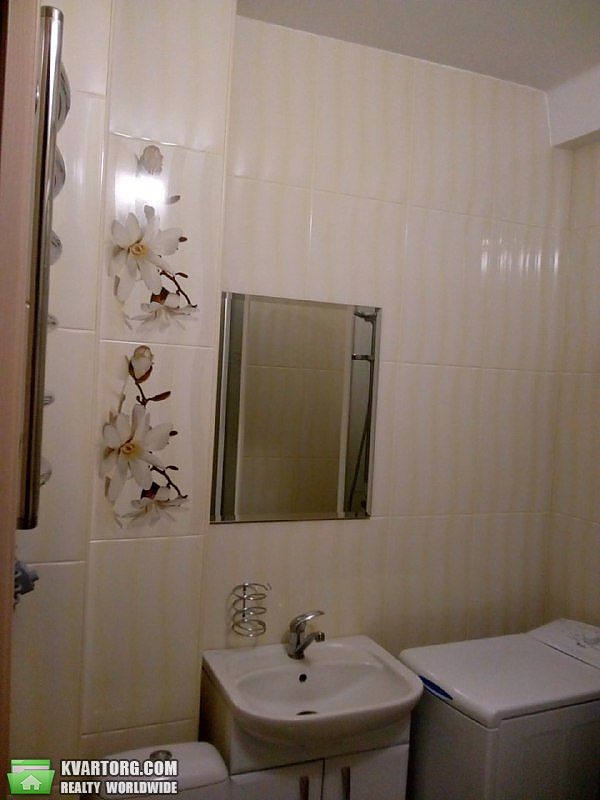 Rent out 1-room apartment. Киев, Ентузиастов — photo 1
