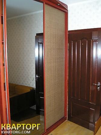 Rent out 2-room apartment. Киев,  Крушельницкой — photo 3