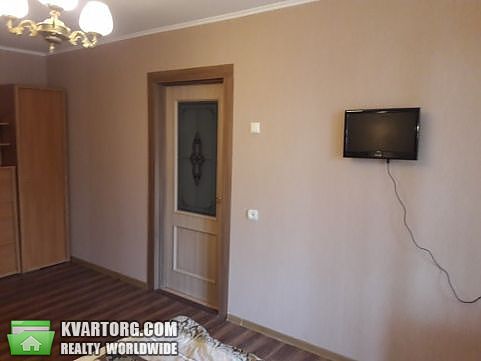 Rent out 2-room apartment. Киев,  Машиностроительная — photo 1