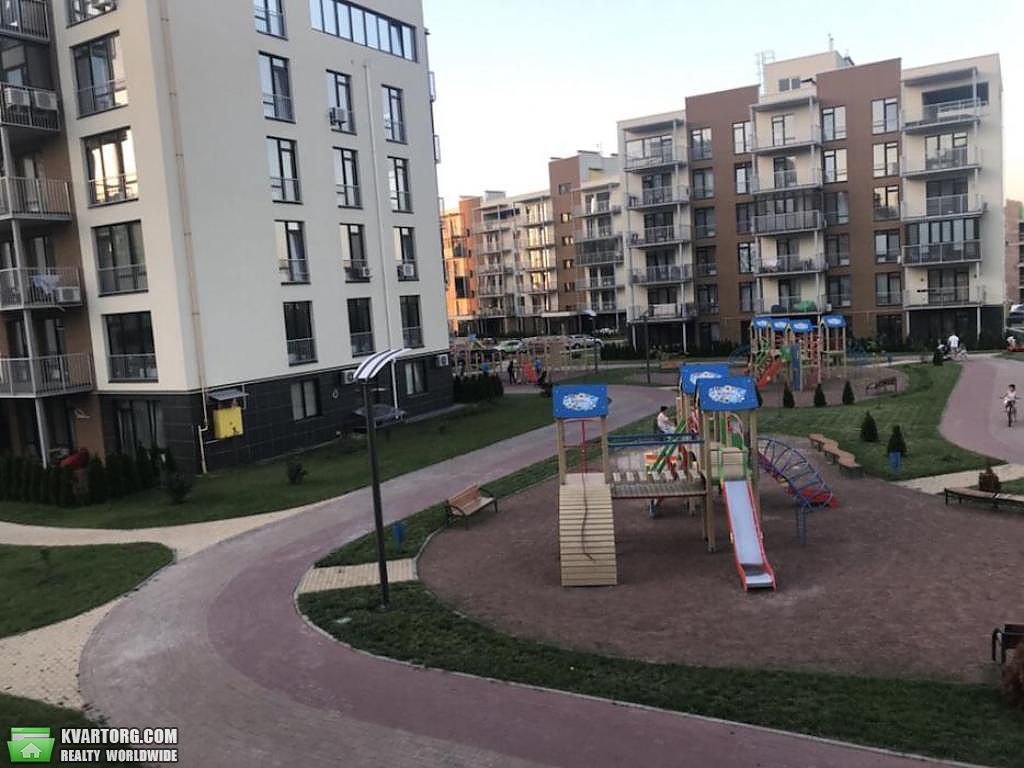 Rent out 2-room apartment. Киев, Замковецкая — photo 9