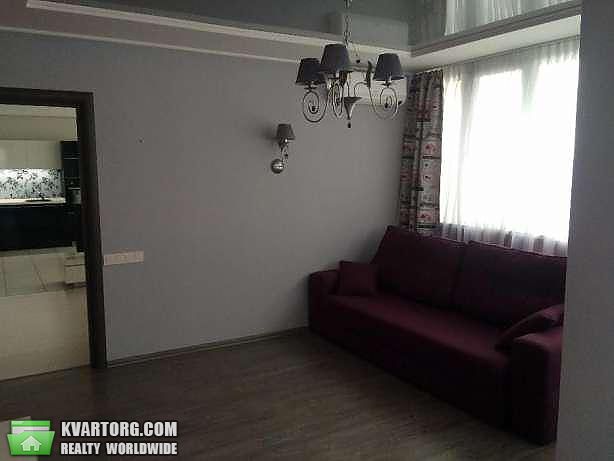 Rent out 3-room apartment. Киев,  Гетьмана — photo 9