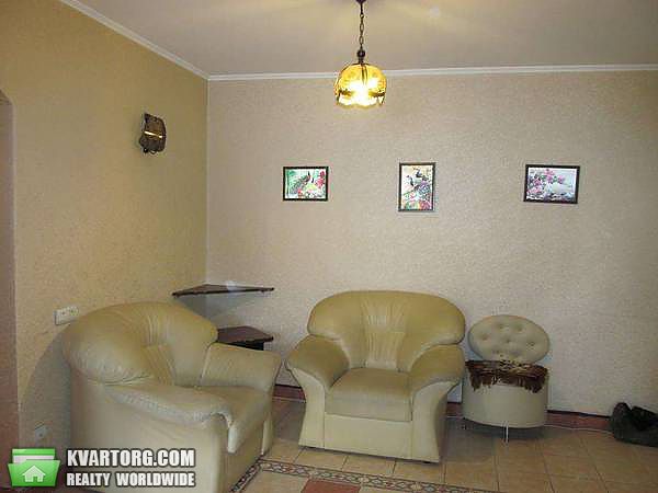 Rent out 3-room apartment. Киев,  Бажана — photo 4