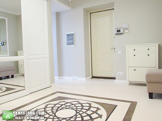 Rent out 4-room apartment. Киев, кожемяцкая — photo 9