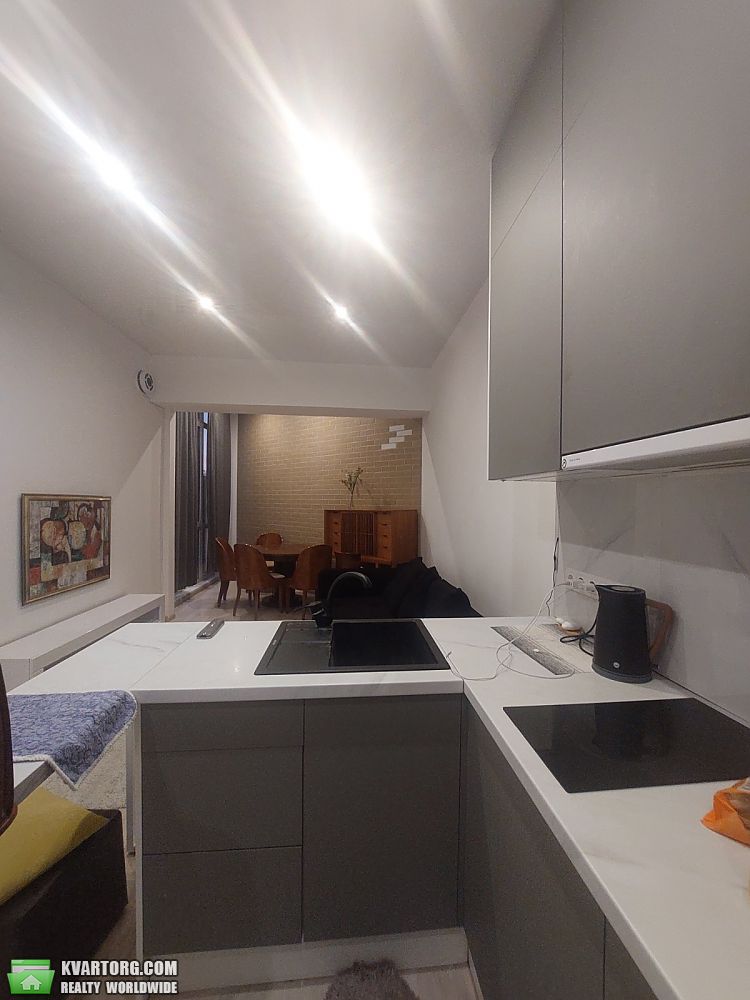 Rent out 1-room apartment. Киев, Залізничная — photo 2