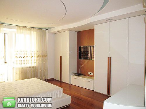 Rent out 3-room apartment. Киев, ул. Старонаводницкая — photo 5