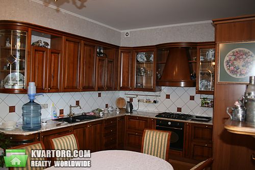 Sell 4-room apartment. Киев, Богомольца — photo 3
