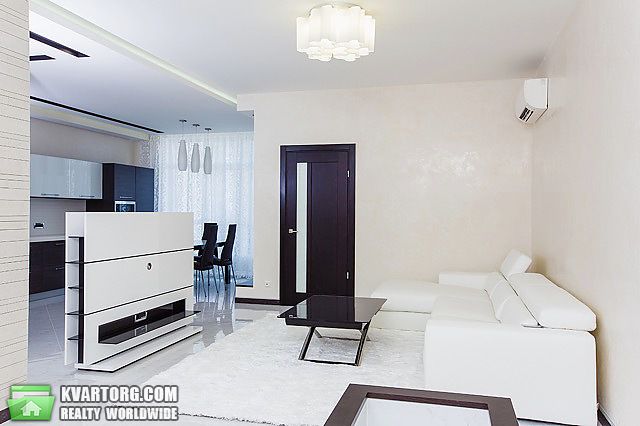 Sell 4-room apartment. Киев,  Драгомирова — photo 3