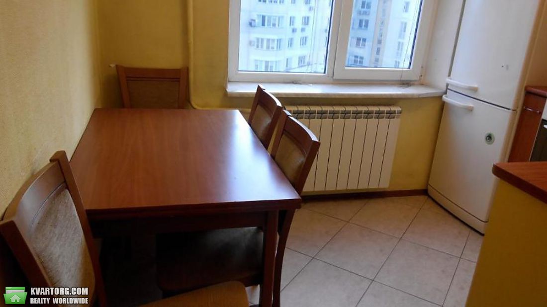 Sell 2-room apartment. Киев, Героев Сталинграда пр — photo 3