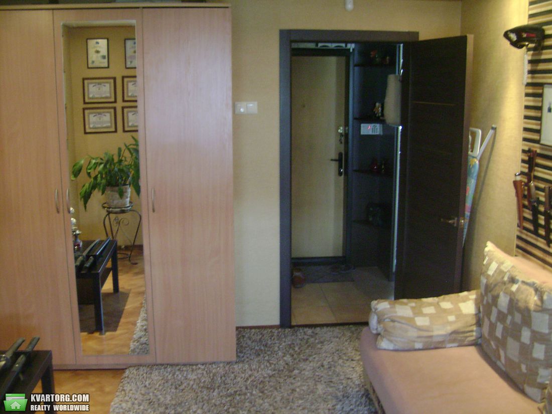 Sell 3-room apartment. Киев,  Березняковская — photo 7