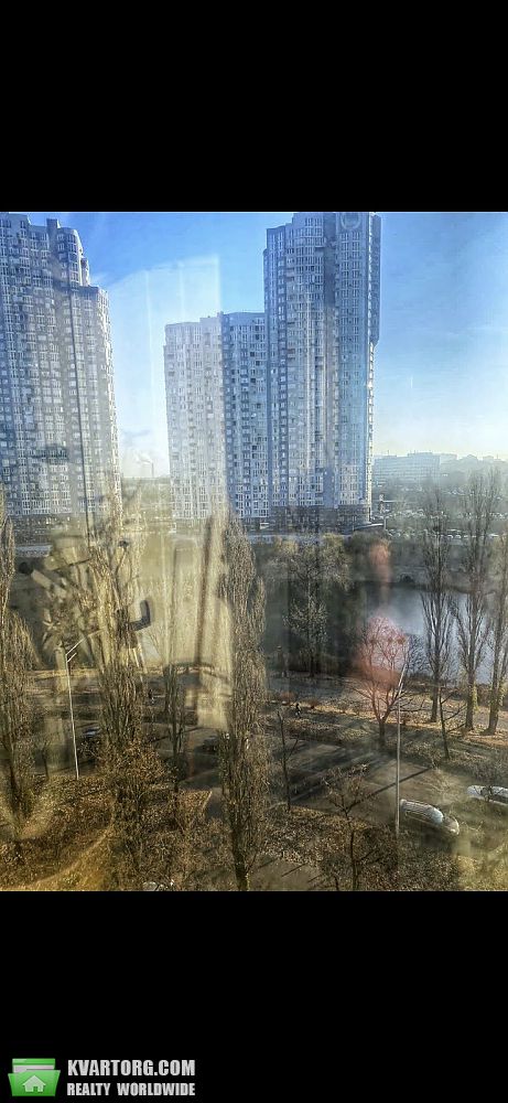 Rent out 2-room apartment. Киев,  Энтузиастов — photo 1