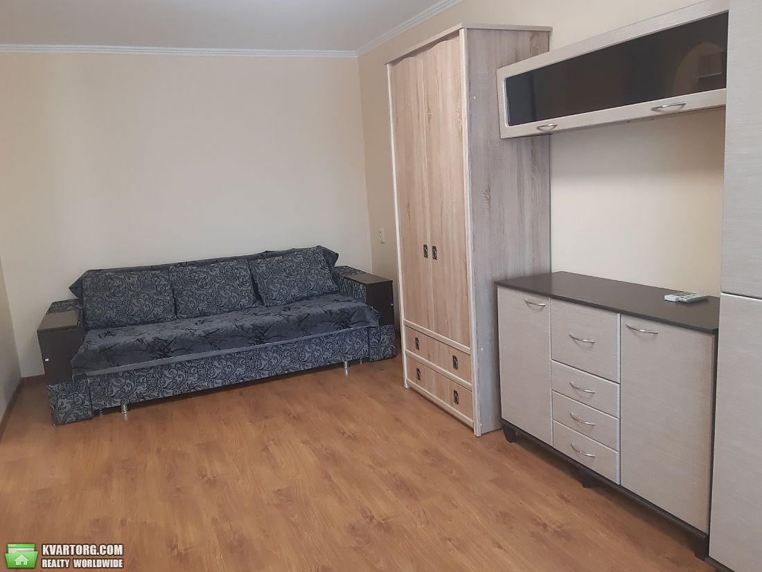 Rent out 1-room apartment. Днепропетровск, пр. Богдана Хмельницкого — photo 1