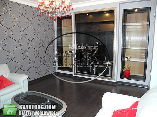 Rent out 2-room apartment. Киев, ул. Щекавицкая — photo 3