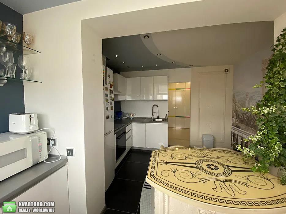 Sell 2-room apartment. Киев,  Героев Днепра — photo 10