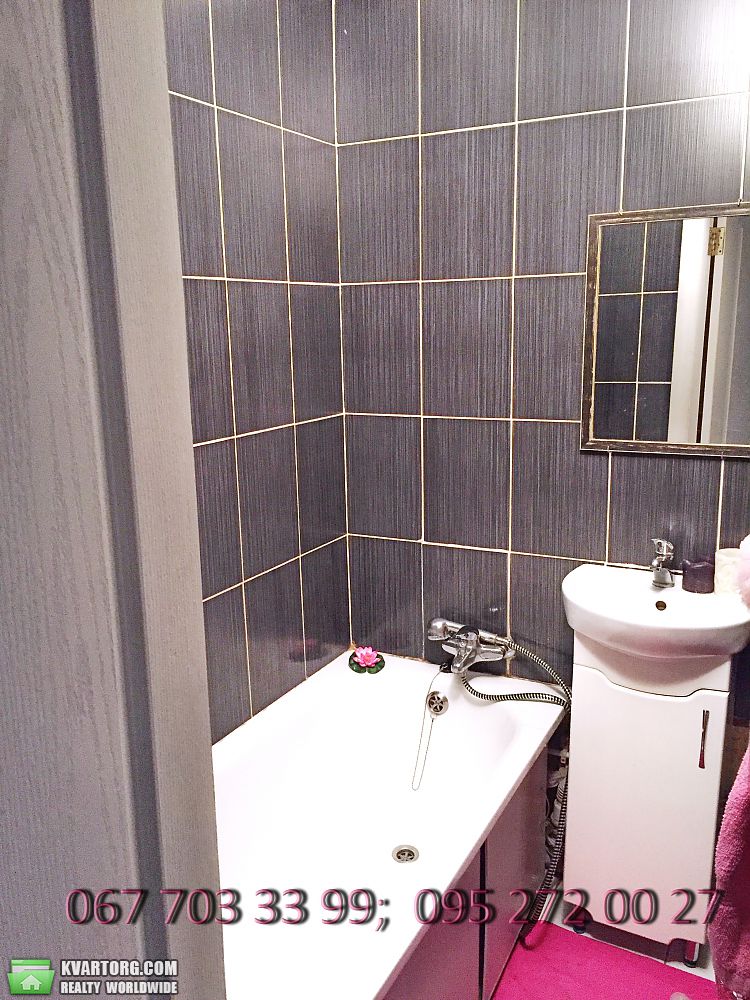 Sell 3-room apartment. Киев,  Вышгородская — photo 9