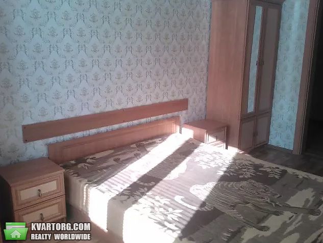 Rent out 2-room apartment. Киев,  Урловская — photo 5