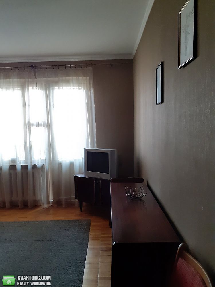 Rent out 1-room apartment. Киев,  Радужная — photo 6