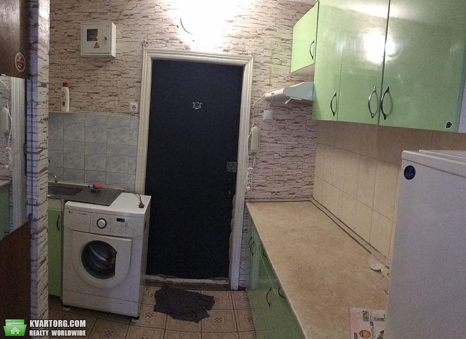 Sell 1-room apartment. Киев,  Автозаводская — photo 2