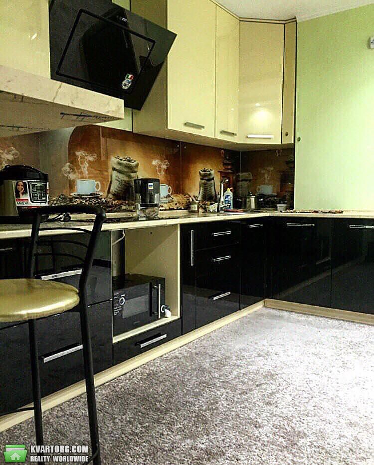 Rent out 2-room apartment. Киев,  Гарматная — photo 3