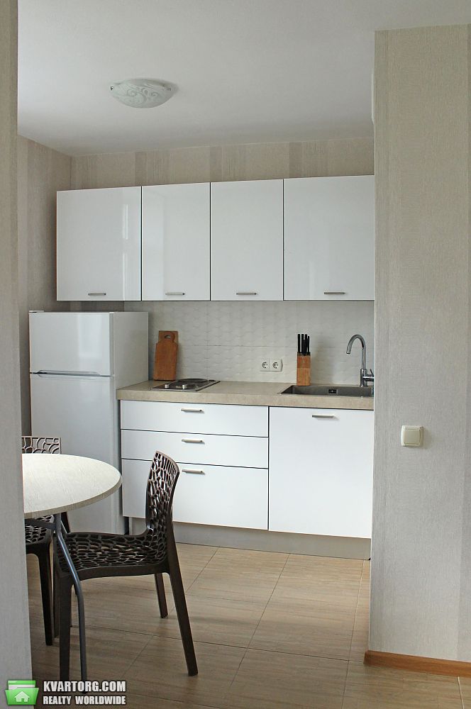 Sell 1-room apartment. Киев,  Луначарского — photo 2