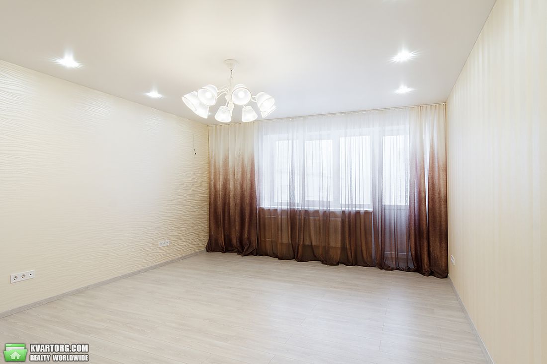 Sell 3-room apartment. Харьков,  Дружбы Народов пл — photo 4