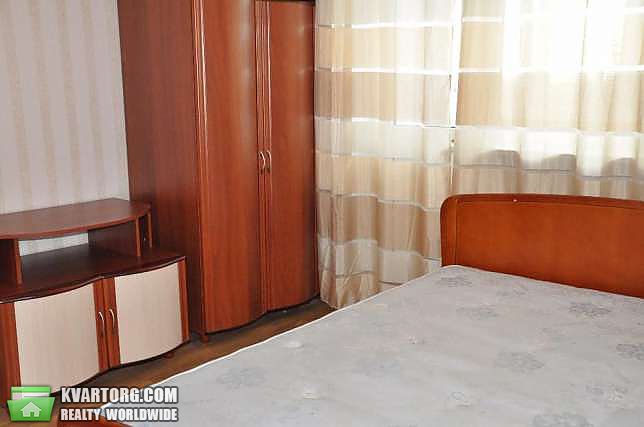 Rent out 3-room apartment. Киев,  Майорова — photo 1